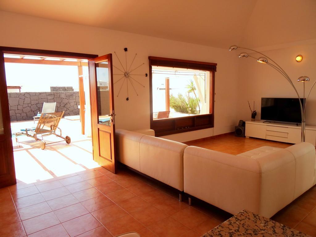 Happy Villa Con Piscina Privada Playa Blanca  Eksteriør billede