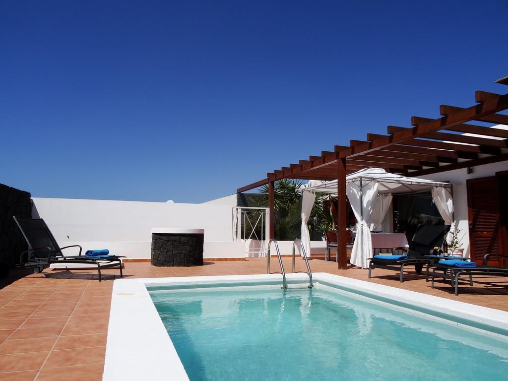 Happy Villa Con Piscina Privada Playa Blanca  Eksteriør billede